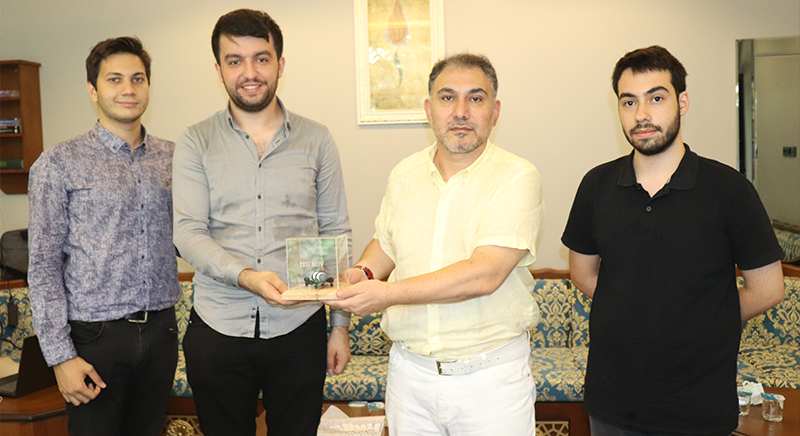 İTÜ ROV TAKIMI 21’den Genel Başkanımız Bülent Şen'e ziyaret