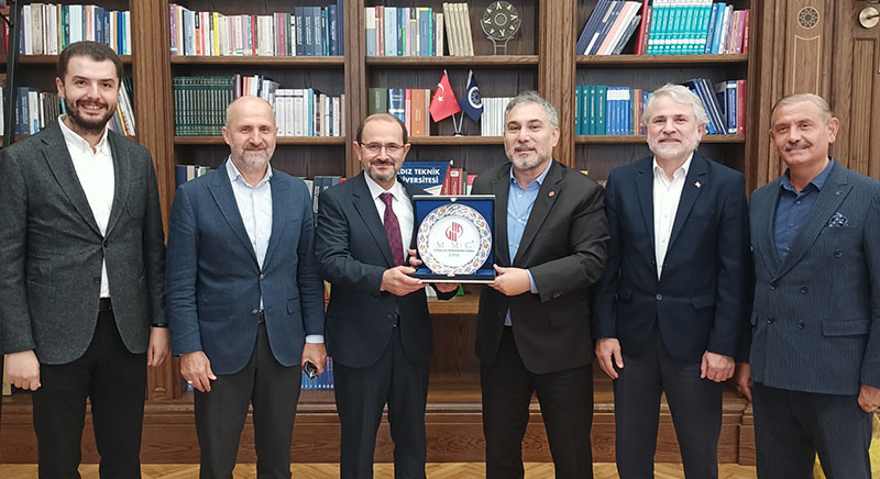 Mimar ve Mühendisler Grubu'ndan Yıldız Teknik Üniversitesi Rektörü Prof. Dr. Eyüp Debik'e Hayırlı Olsun Ziyareti