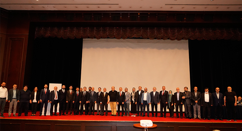 MMG’de Bayrak Değişimi
