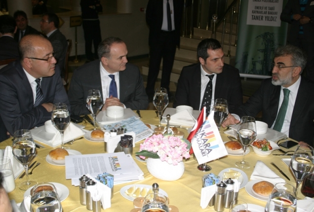 Ankara Buluşmaları'na Enerji ve Tabii Kaynaklar Bakanı Taner Yıldız Konuk Oldu